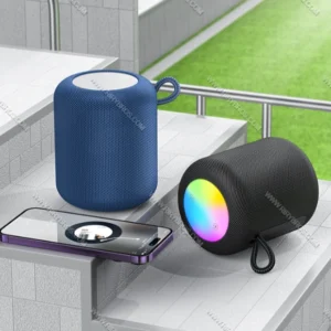 רמקול בלוטוס HOCO HC30 RGB בשימוש במסיבה – Party Mode