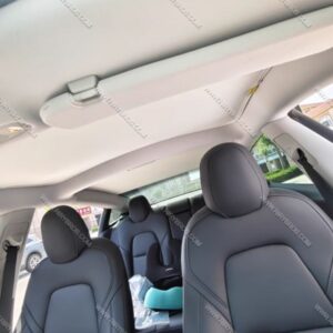 פנים רכב Polestar 4 עם כיסוי הצללה פנימי איכותי לגג הפנורמי